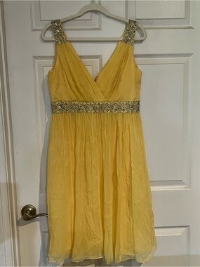 Maggy London Yellow V-Neck Beaded Waist Midi Dress